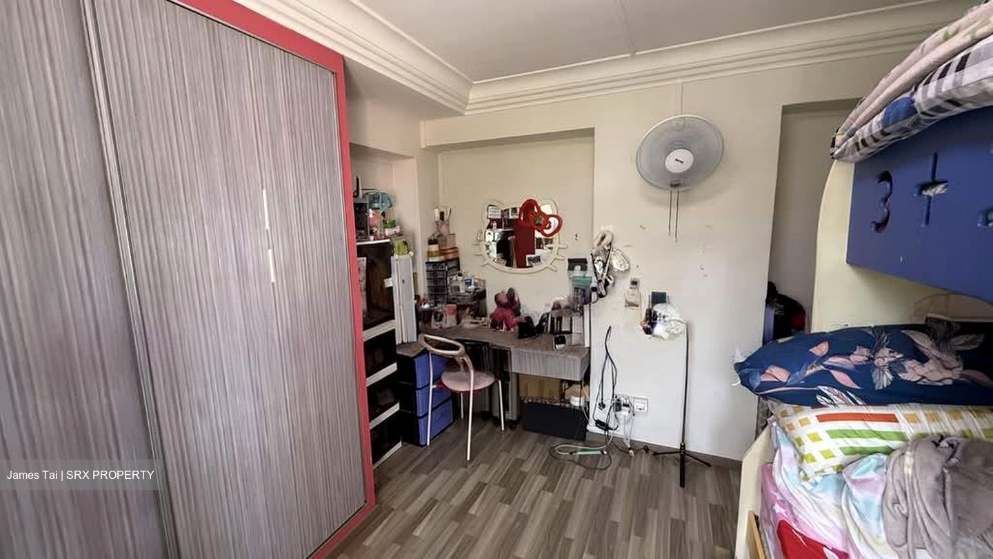 Blk 752 Jurong West Street 74 (Jurong West), HDB Executive #528683371